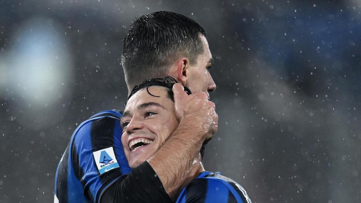 Atalanta, problema muscolare per Raspadori: è a rischio per il Napoli