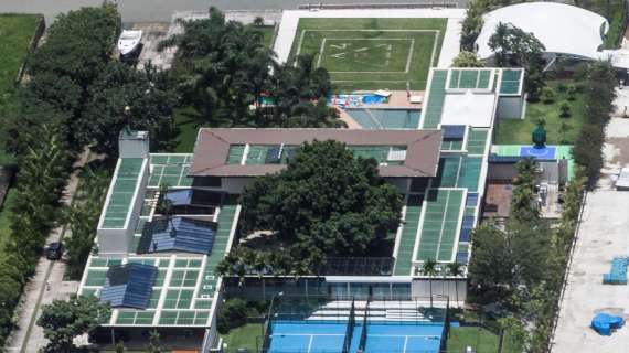 Coronavirus, bufera su Neymar: aperta inchiesta sulla mega festa nella sua villa
