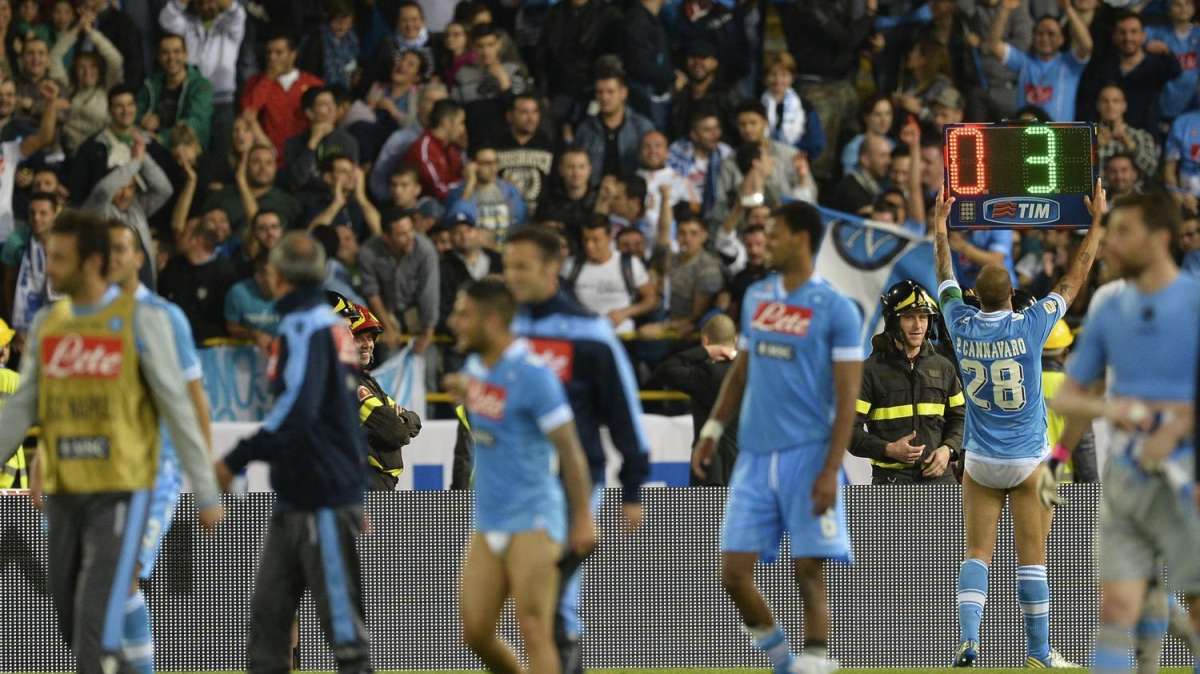 Baci e abbracci per un Napoli in formato Champions!