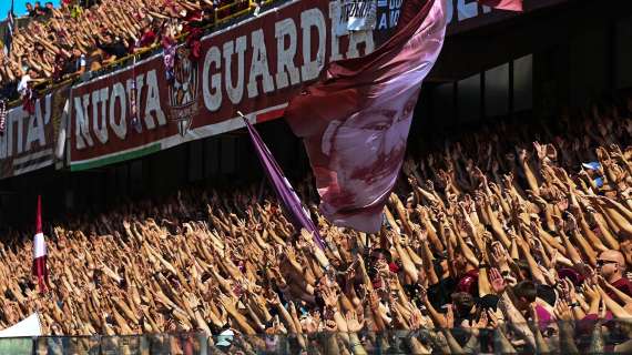 A Salerno dati bassi per il settore ospiti: tifosi azzurri di Salerno anche in altri settori