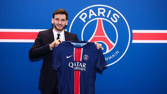 PSG, arriva la firma di Kvaratskhelia: l'annuncio del club parigino