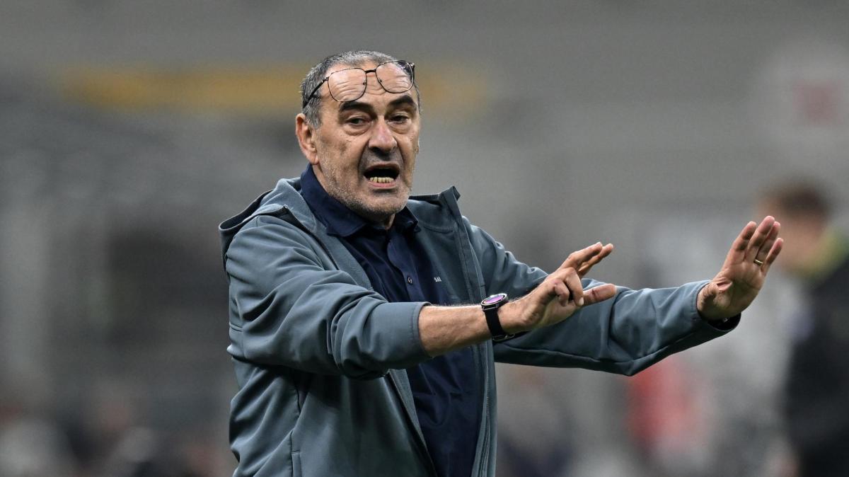 Lazio, Sarri rischia di perdere un big a gennaio: dopo l'Inter spunta il Chelsea