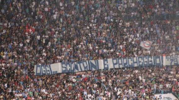 Curva B scorta il Napoli al San Paolo, striscione al San Paolo: "Solo la maglia"
