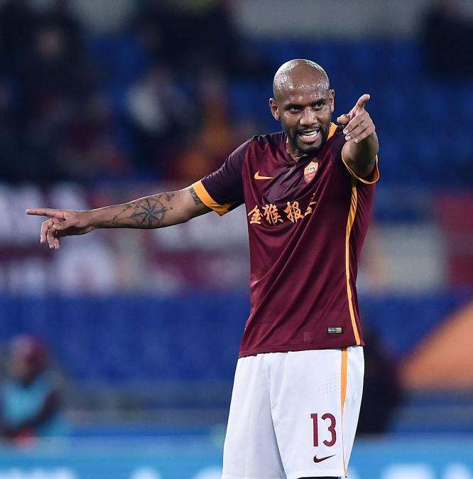 Maicon alla Gazzetta: "Il Napoli gioca il calcio migliore d'Italia, ma ora per lo scudetto è dura"