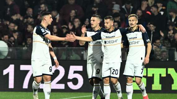 Il Lecce domina la sfida salvezza del Mapei: il Sassuolo crolla 3-0