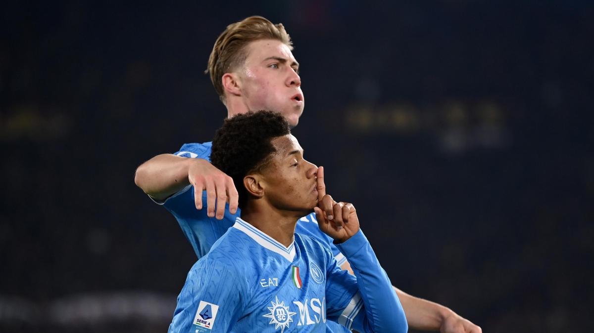 "Quando sei a Roma", Hojlund commenta l'esultanza con Neres