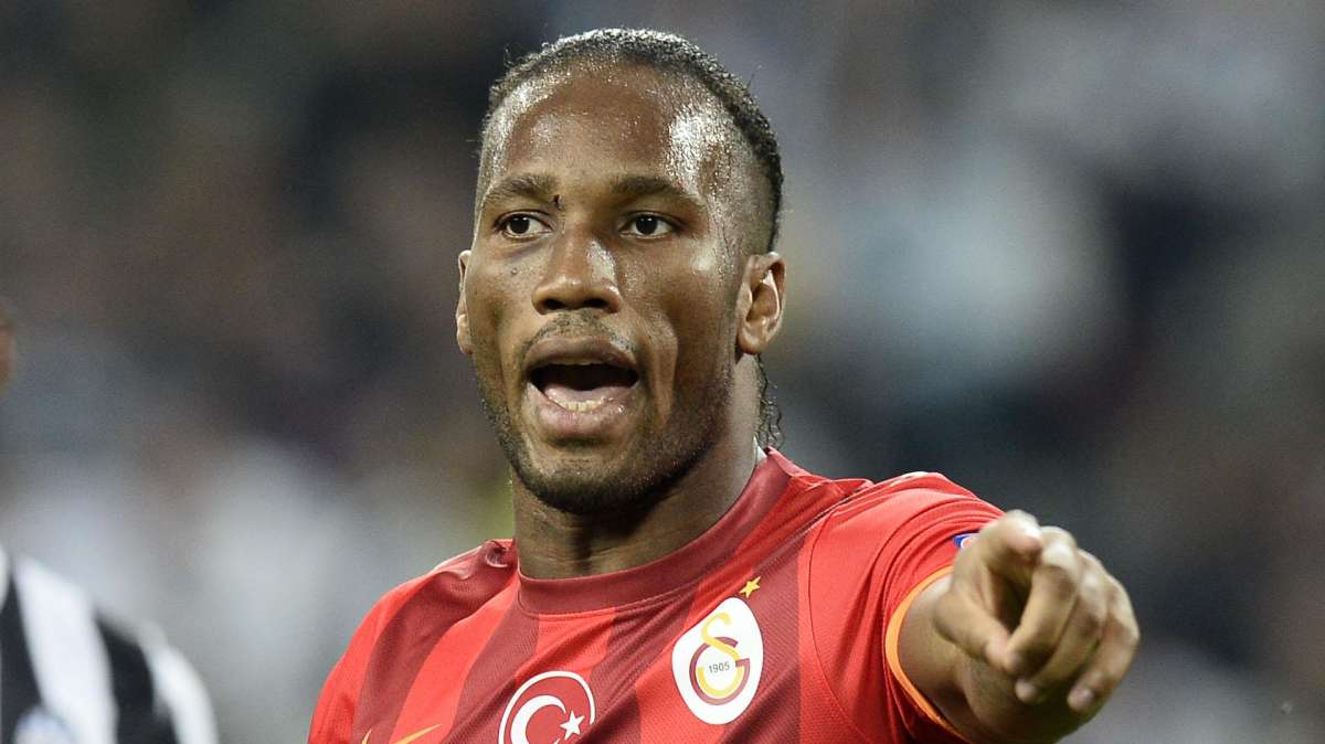 Drogba incredulo: "Osimhen ha fatto un gol da pazzi! Non sarei mai andato su quel pallone"