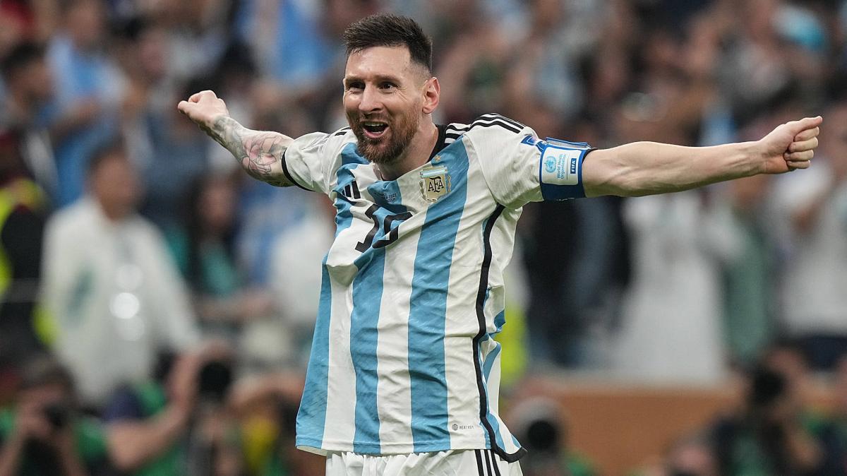 Espn, Martinez: "Per noi argentini Maradona è religione, ma Messi è il più grande!"