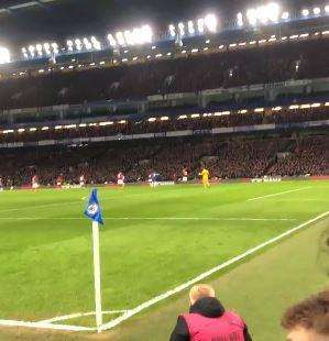 VIDEO - Chelsea eliminato e Sarri viene contestato da tutto lo stadio: "Fuck Sarriball!"