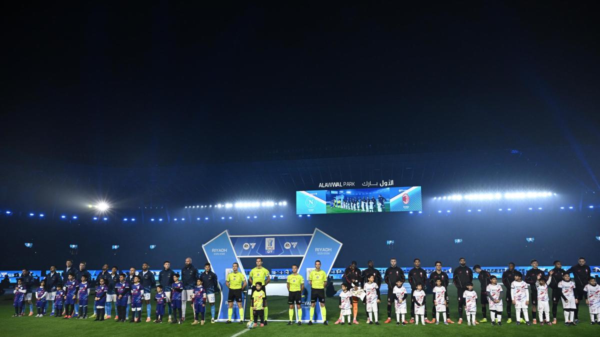 Disagi dopo Riyad, tifosi italiani bloccati a Capodichino: solo i napoletani rientrano a casa