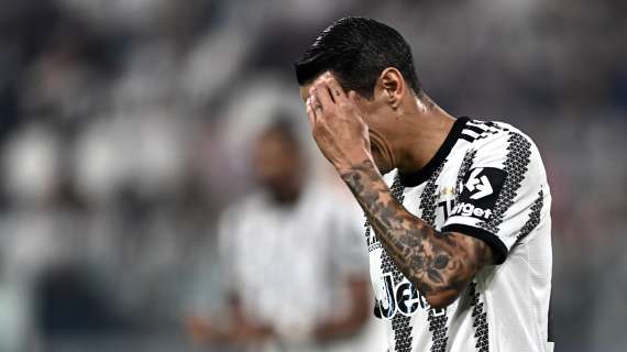 Bufera su Di Maria: posa con la maglia dell’Argentina e scatena la rabbia dei tifosi della Juve