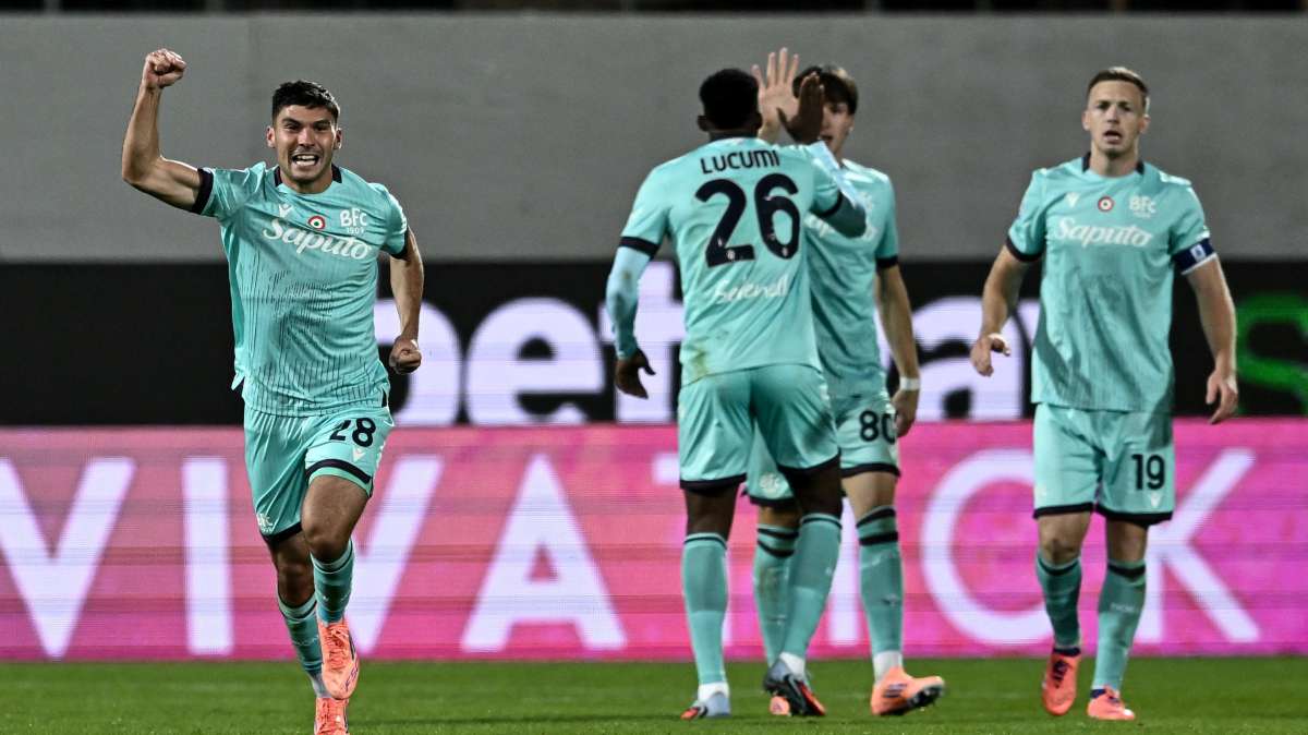 Possibile sostituto Lang, Schira: "Napoli interessato ad un esterno del Bologna"