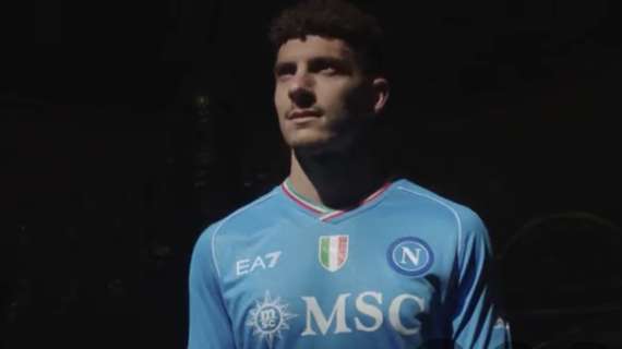 VIDEO – Di Lorenzo indossa la nuova maglia: “Vedere lo Scudetto sopra è bellissimo”