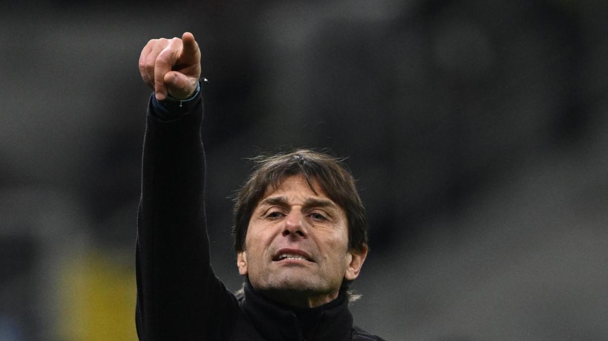 "Anche da espulso continua a incidere": pioggia di 7 nelle pagelle di Conte