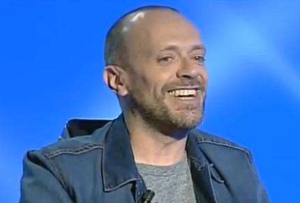 Max Pezzali annuncia concerto show allo stadio Maradona: data e orario