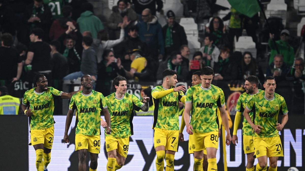 Calciomercato Napoli, l'agente Riso ha proposto un attaccante come vice-Hojlund