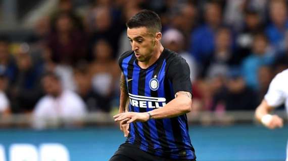 Inter-Milan, formazioni ufficiali: Icardi sfida Higuain, recupera Vecino e Reina va in panchina