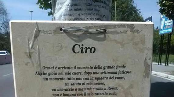 L'associazione Ciro Vive chiarisce: "La lapide è stata rimossa per ripulirla, nessuna sparizione"