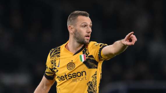 Accostato al Napoli, De Vrij in scadenza con l'Inter fa una rivelazione sul futuro