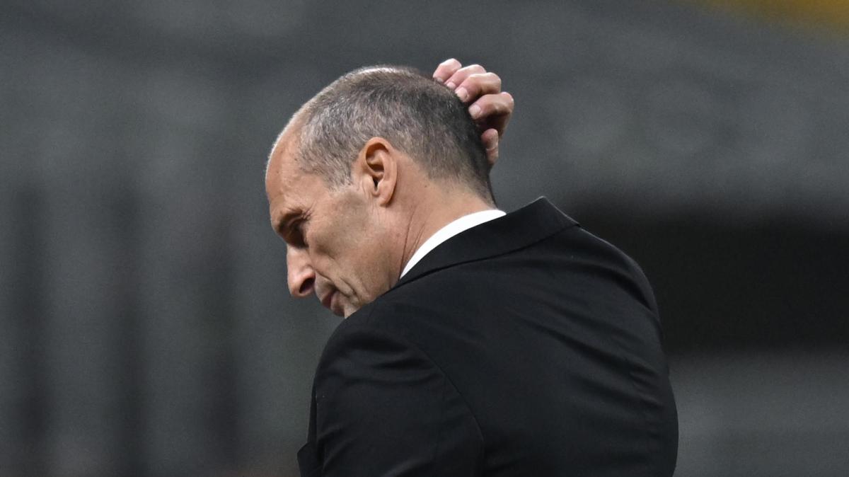 Come sarà il Napoli di Allegri? Difesa (quasi) completa, a centrocampo serve un colpo