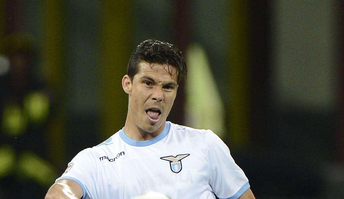 Hernanes accostato al Napoli, Tare spiega: "Lotito è stato chiaro"