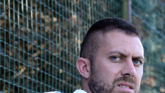 Menez: "Raspadori mi piace tanto, ma il fatto che può giocare ovunque lo penalizza"