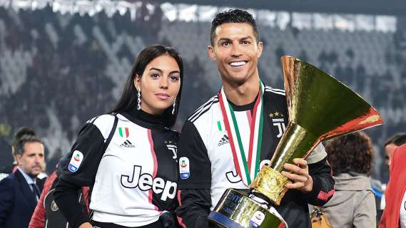 Georgina esagera: "Ronaldo? Potrebbe ritirarsi a 50 anni"