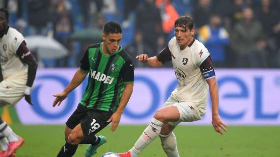 Sky - Pinamonti-Sassuolo, ancora nessuna accelerata per Raspadori: la cifra a cui si può chiudere