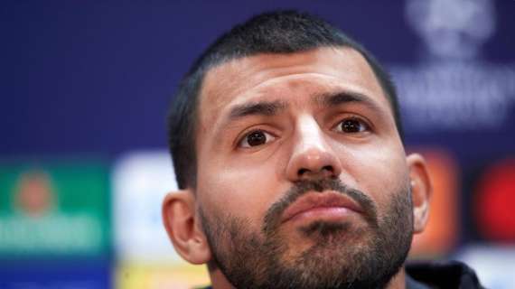I giornalisti anticipano l'annuncio di Aguero: "Si ritirerà dal calcio"
