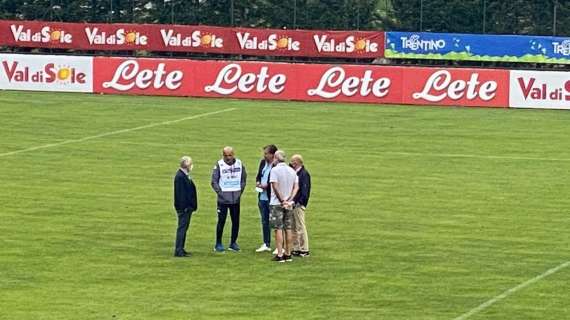 FOTO TN - ADL, Giuntoli e Spalletti: colloquio in campo a fine allenamento
