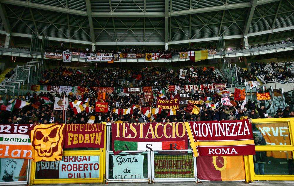  2500 romanisti senza biglietto: aperto un secondo settore ospiti