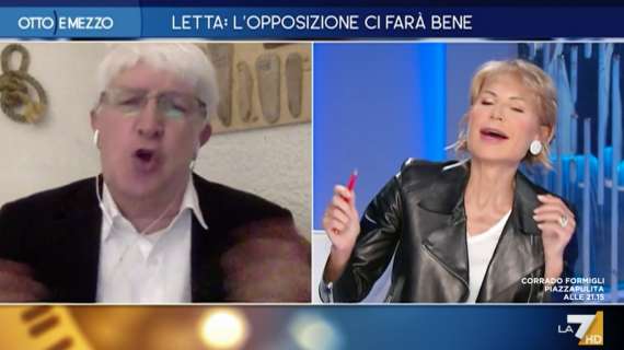 Il modello Napoli finisce a 'Otto e mezzo' su LA7, Severgnini: "Ha salutato 6 senatori ed ora è fantastico!"