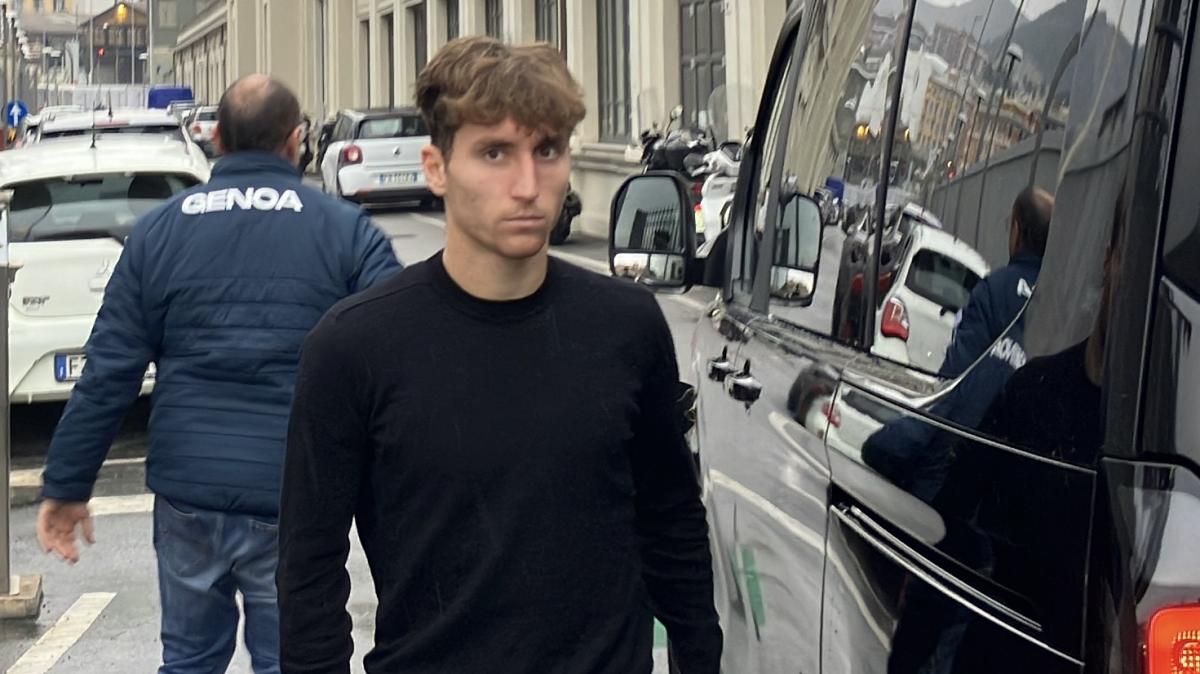 Genoa, Baldanzi convinto da De Rossi. L'agente svela: "Ha una grossa ascendenza su di lui"