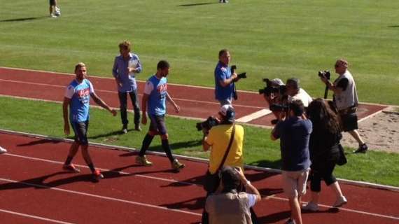 FOTO - Ecco Behrami e Gamberini in maglia azzurra, che accoglienza a Dimaro!