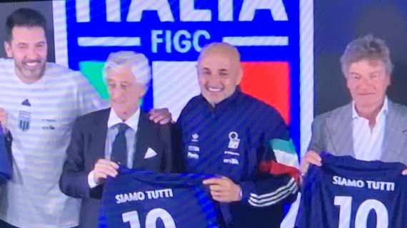 L'Italia di Spalletti come il Napoli dello scudetto: frase motivazionale sulle maglie