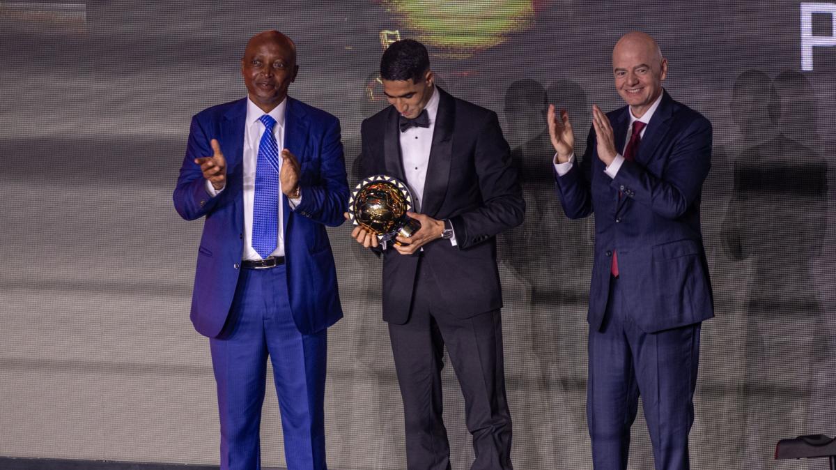 Pallone d'oro africano, Hakimi batte Salah e Osimhen: l'ex azzurro finisce terzo