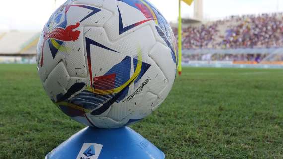 Calcio in Tv, le gare trasmesse oggi: due match chiudono il 3° turno di Serie A