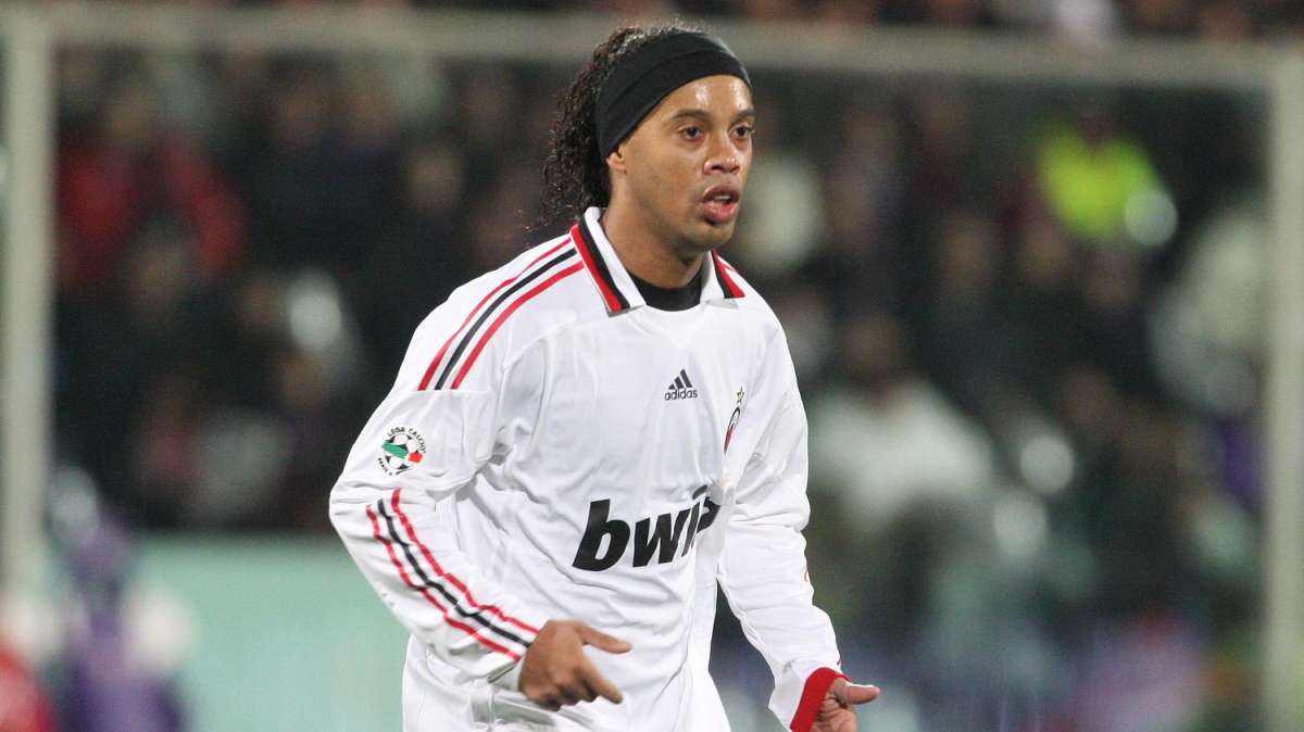 Milan, Ronaldinho: "Il Napoli ci ha messo in grande difficoltà"