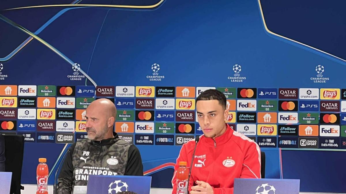 Psv, Bosz: "A Conte ruberei lo stile, ne ho parlato con Perisic! Lang? Ecco cosa mi ha detto". Dest: "Vogliamo 3 punti!"