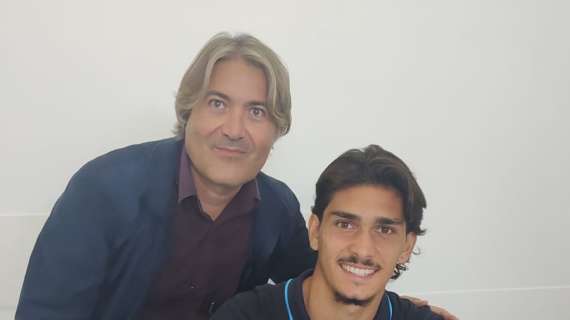 Ag. Gioielli: "Il Napoli ha rifiutato due offerte dalla Serie A per tenerlo"