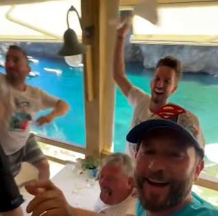 "Vesuvio erutta!", Mertens e Starace scatenati a Nerano
