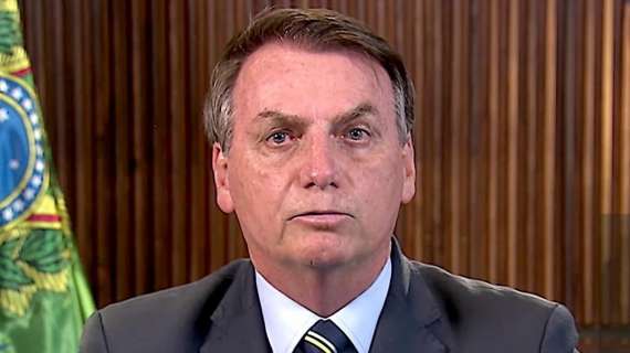 Brasile, ancora polemiche su Bolsonaro: "Negozi devono riaprire", poi cancella il video