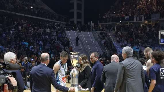 Sindaco Manfredi: "Complimenti al Napoli Basket! Tutta la città è orgogliosa di voi"