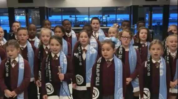 VIDEO - Luigi De Laurentiis posta una clip fantastica: coro di bimbi inglesi cantano lo storico inno di Nino D'Angelo