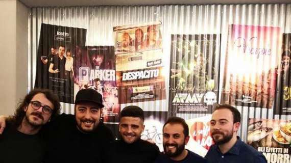 FOTO - Insigne con i The Jackal, le immagini del backstage: "Che dite, posso far parte del gruppo?"