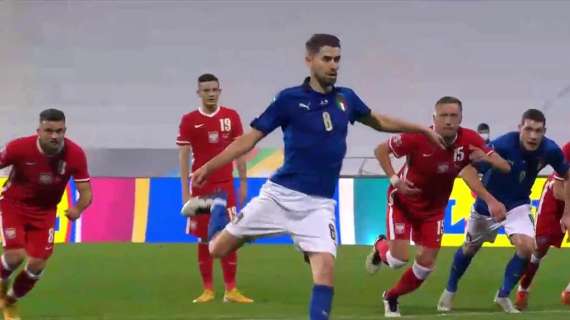 Super Insigne, assist e gol annullato: l'Italia batte la Polonia 2-0