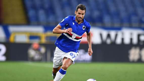 FOTO - Candreva in vacanza a Napoli omaggia Maradona: lo scatto dai Quartieri Spagnoli