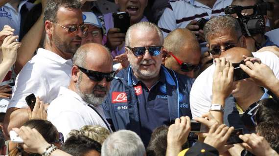 De Laurentiis: "Tragedia in Irpinia, presenteremo solo maglie e giocatori. Il resto col Benfica"