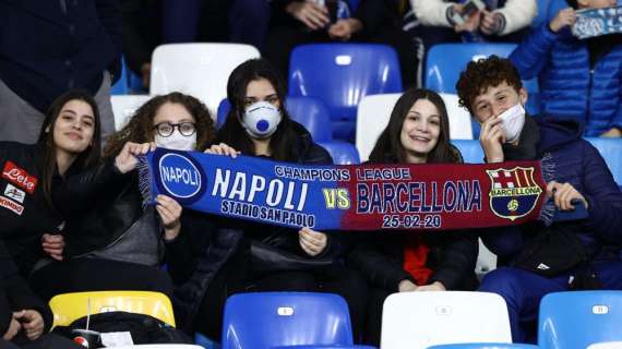 UFFICIALE - Questura, 3 Daspo per Napoli-Barcellona per scavalcamento e 7 per condanne a reati gravi