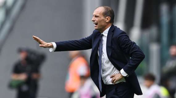 Juventus, Allegri insiste: "Il Napoli resta sopra di noi. Il nostro obiettivo è la Champions"